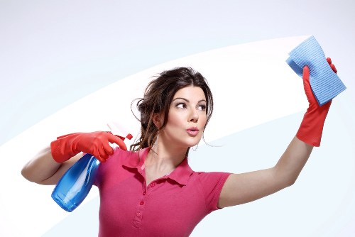 Emergency preparedness and safe response during cleaning work